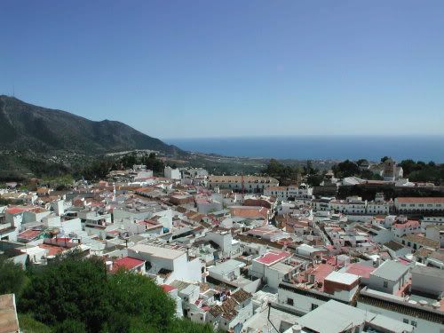 Mijas_Pueblo_view_to_the_Costa.jpg