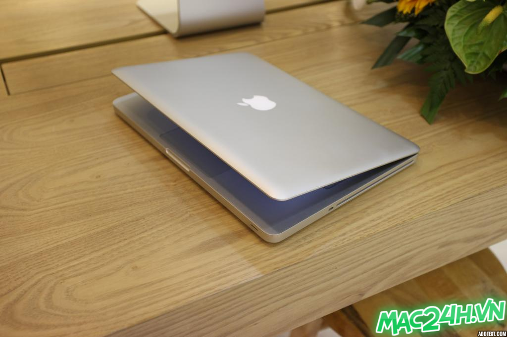 Macbook Pro 13'' =MC700 MD313 MC724 MD314 MD101 MD102= New 99% BH 6 thang - 4