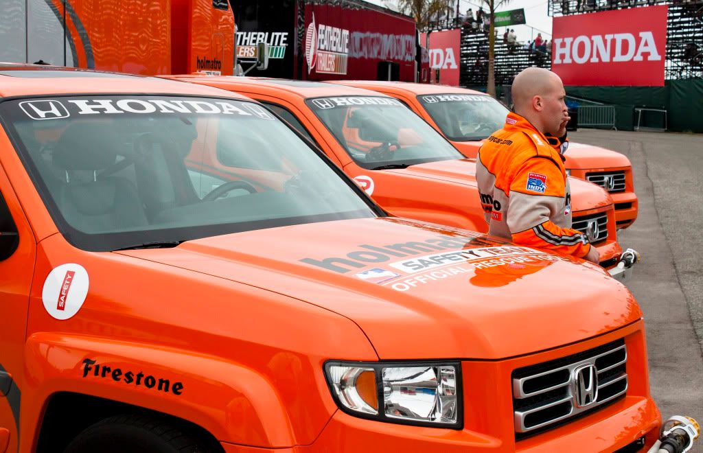 IMAGE: http://i191.photobucket.com/albums/z165/sonomasummer/IMG_7730.jpg