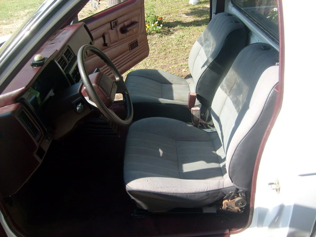 1995 Nissan pickup bucket seats #1