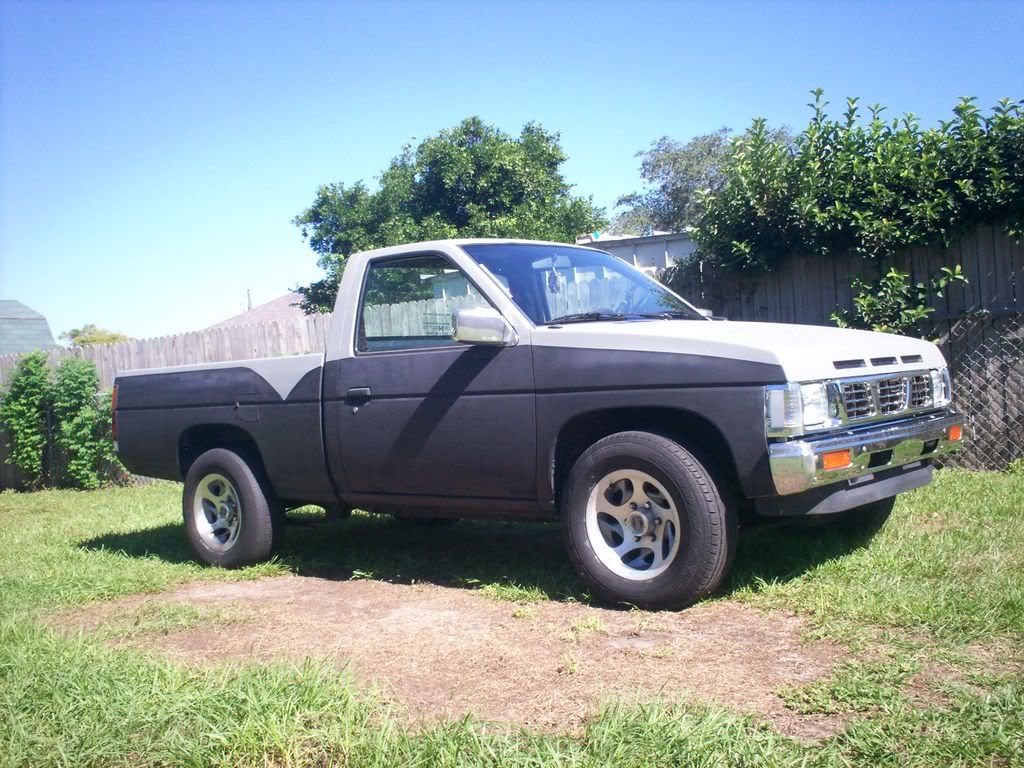 1992 Nissan hard body #2