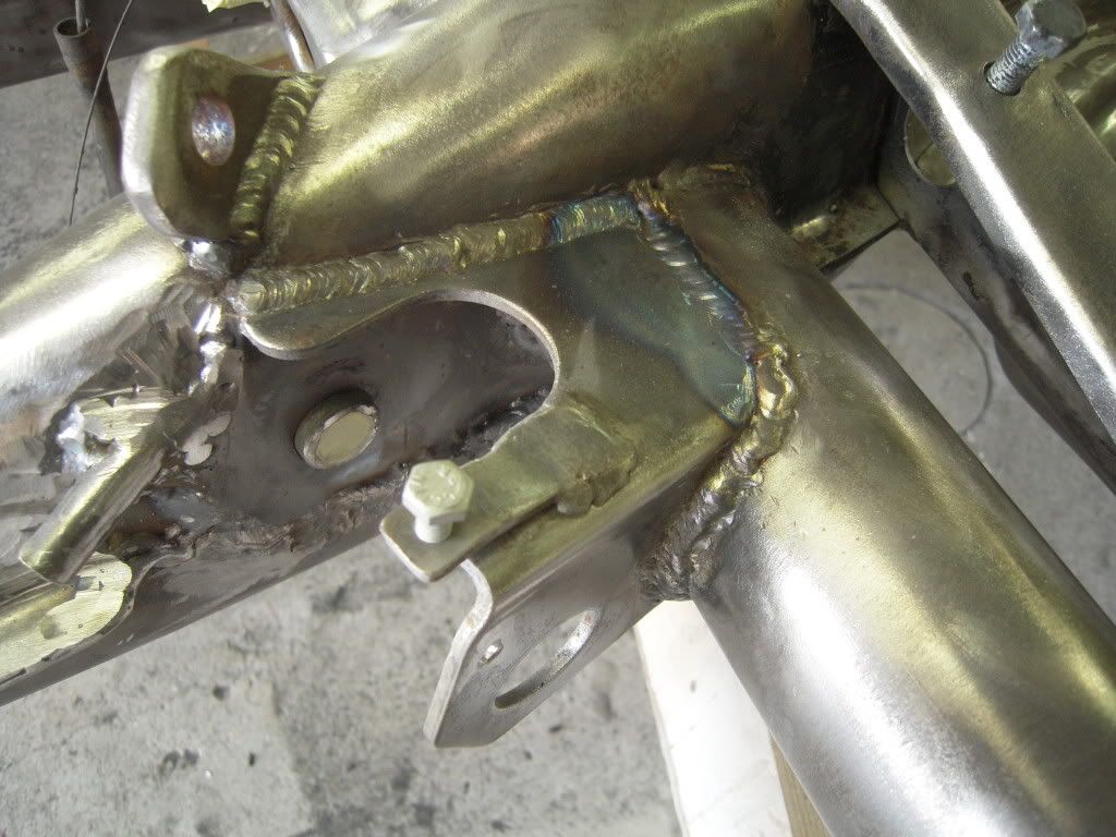 http://i191.photobucket.com/albums/z27/vwcar_l/DSCN8676.jpg