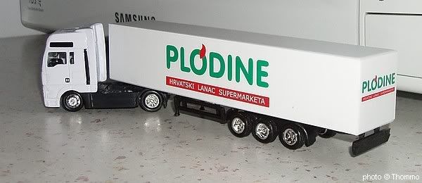 2007-11-29_kamioncic_Plodine2.jpg