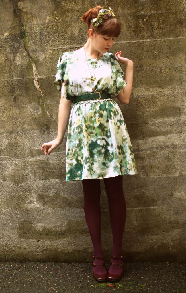 green H&M dress, remix, fall, tights, personal style, the clothes horse