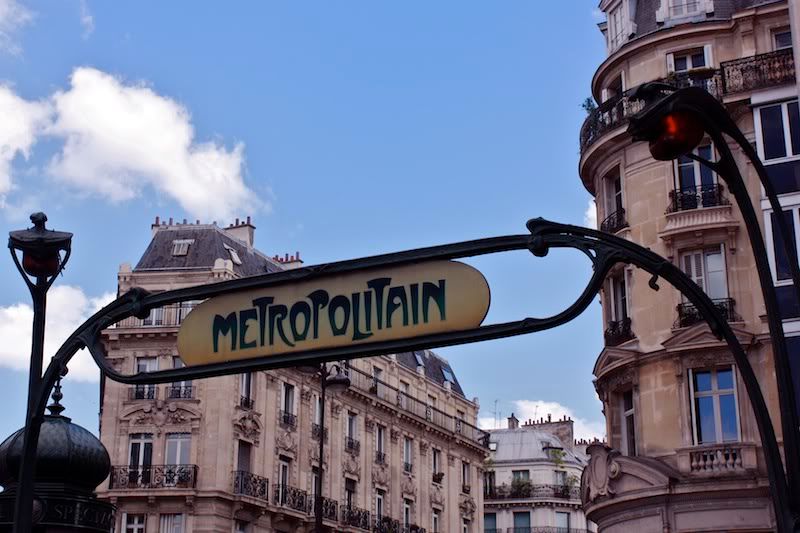 the clothes horse, paris, seine, notre dame, stain glass windows, fashion, personal style, aviators, nueu, black tights, bloch wedges, patent shoes, built by wendy, ruffle dress, redhead, shakespeare & company, pont des arts bridge, padlock bridge