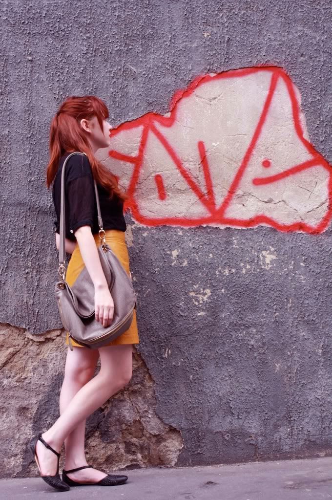 the clothes horse, paris, france, montmartre, french, yellow pencil skirt, leather skirt, button down, fashion, style, retro, vintage, redhead