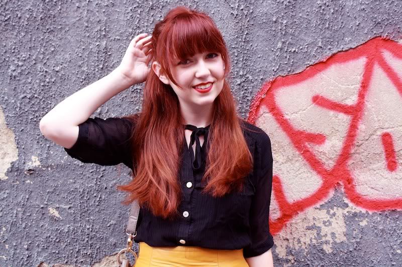 the clothes horse, paris, france, montmartre, french, yellow pencil skirt, leather skirt, button down, fashion, style, retro, vintage, redhead