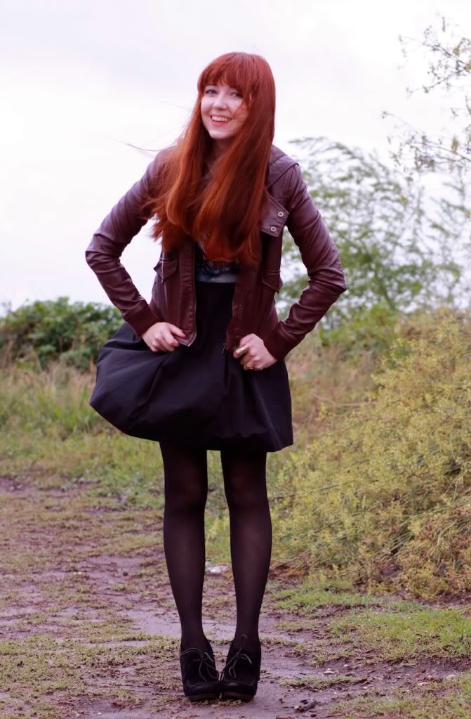 the clothes horse, style, fashion, retro, black dress, black tights, nine west booties, desert boots, redhead, gold rings, fall, autumn