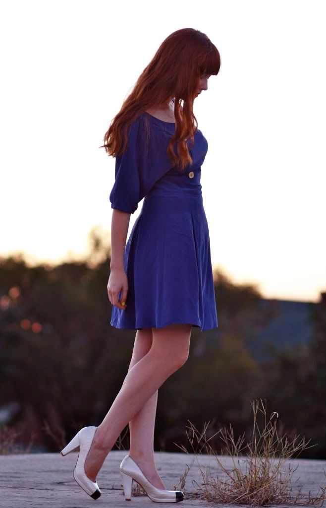 the clothes horse, fashion, style, blue dress, redhead, melie bianco, striped clutch, black bowler, retro, vintage, military inspired