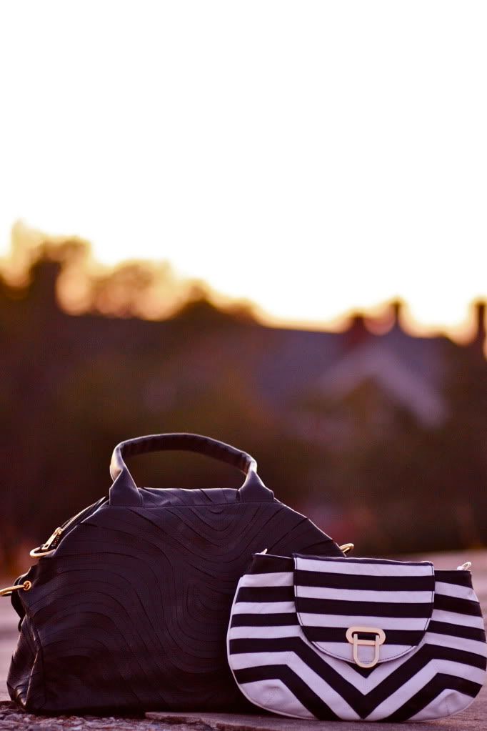 the clothes horse, fashion, style, blue dress, redhead, melie bianco, striped clutch, black bowler, retro, vintage, military inspired