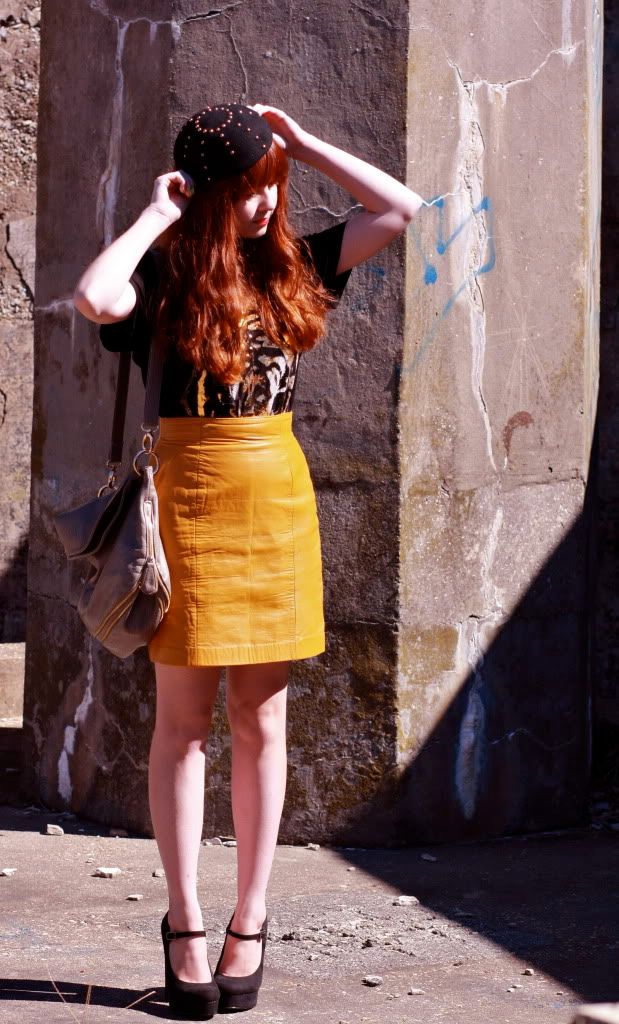 the clothes horse, retro, vintage, vintage hat, sonia rykiel, black hat, gold studs, mustard leather, fashion, style, redhead, tiger shirt, mary jane heels