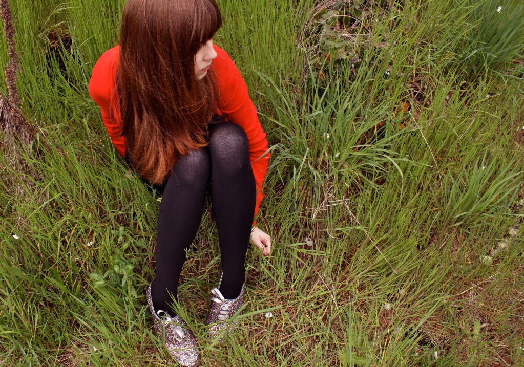 the clothes horse, glitter brogues, modcloth, glitter heels, black lace dress, redhead, fashion, style, daily outfit, quirky, bodycon, red cardigan
