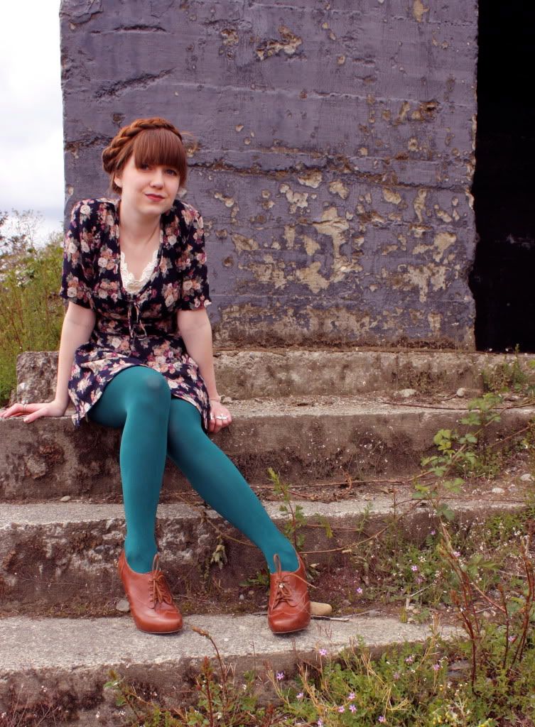 the clothes horse, vintage dress, floral grunge, seychelles booties, fur collar, heidi braids, milkmaid braids, redhead, daily outfit, style, fashion, navy cardigan, bijules ring, military bunker