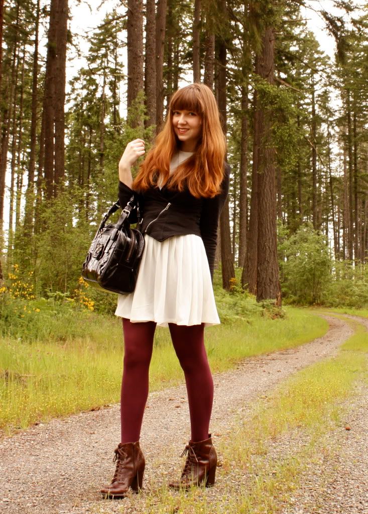 the clothes horse, personal style, style blog, retro, white vintage dress, purple tights, skater booties, doctor bag, juicy couture, seychelles, fall fashion, daily outfit