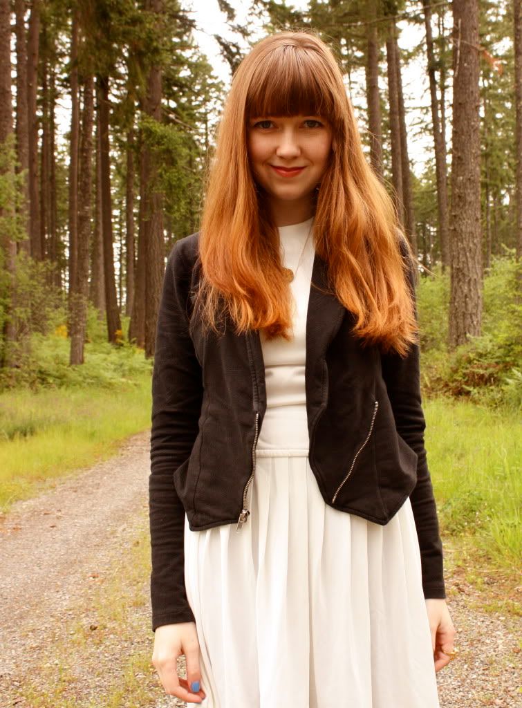 the clothes horse, personal style, style blog, retro, white vintage dress, purple tights, skater booties, doctor bag, juicy couture, seychelles, fall fashion, daily outfit