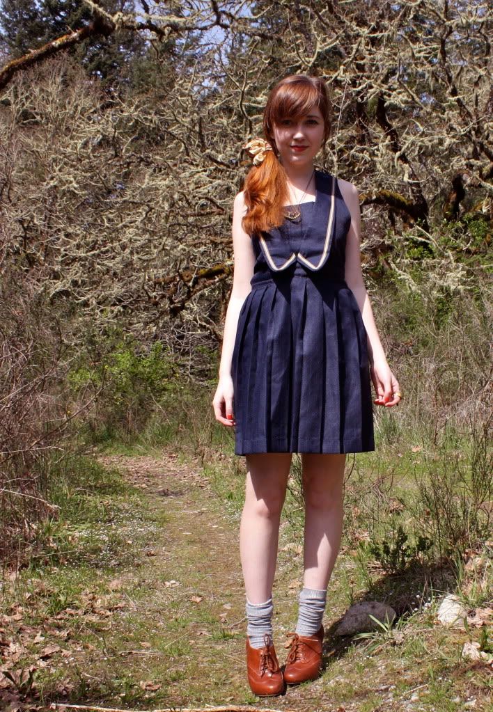 the clothes horse, retro, vintage, redhead, recap, fashion, style, eclectic, colored tights