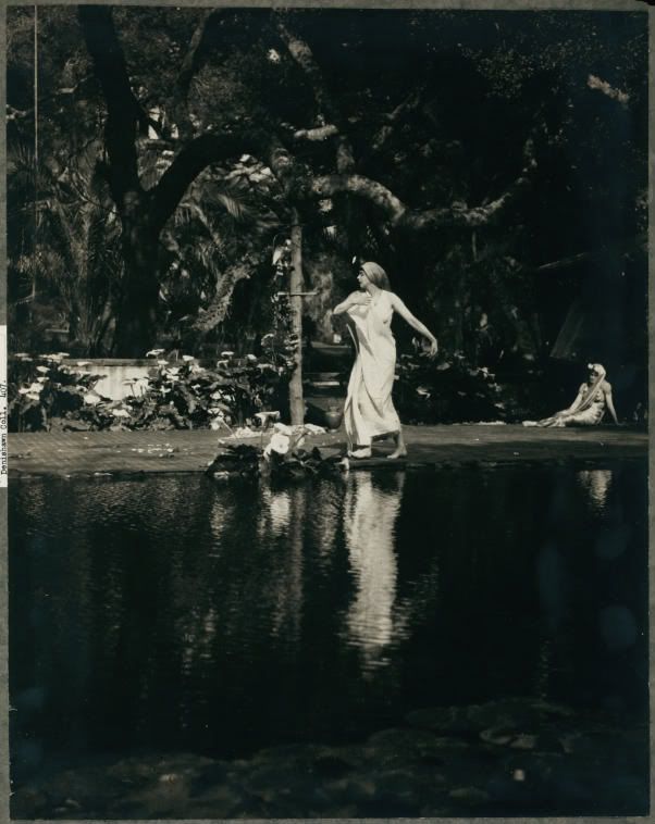 ruth st denis, modern dance, gothic, mystic, nature, communion, costumes, 1920, theclotheshorse, fashion