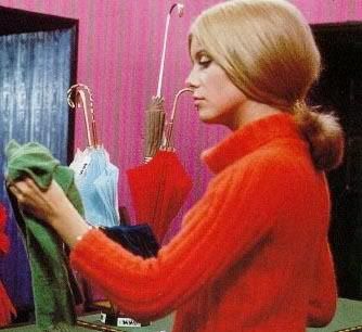 french, style, fashion, paris, parisiennes, chic, simple, classic, movies, film, anna, karina, catherine, denevue, theclotheshorse
