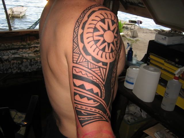 maori tribal tattoo. Excotic Maori Tribal Arm Tattoo