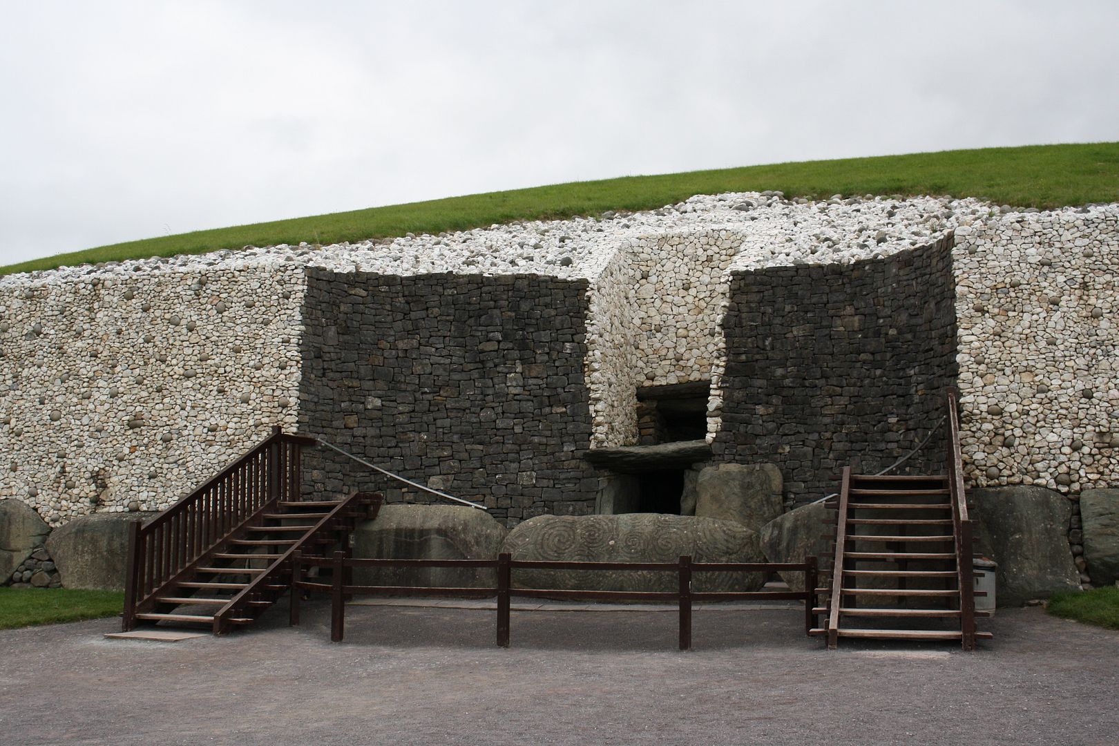 Newgrange at Bru na Boinne, Ireland photo IMG_4260_zps7mxzx4jv.jpg