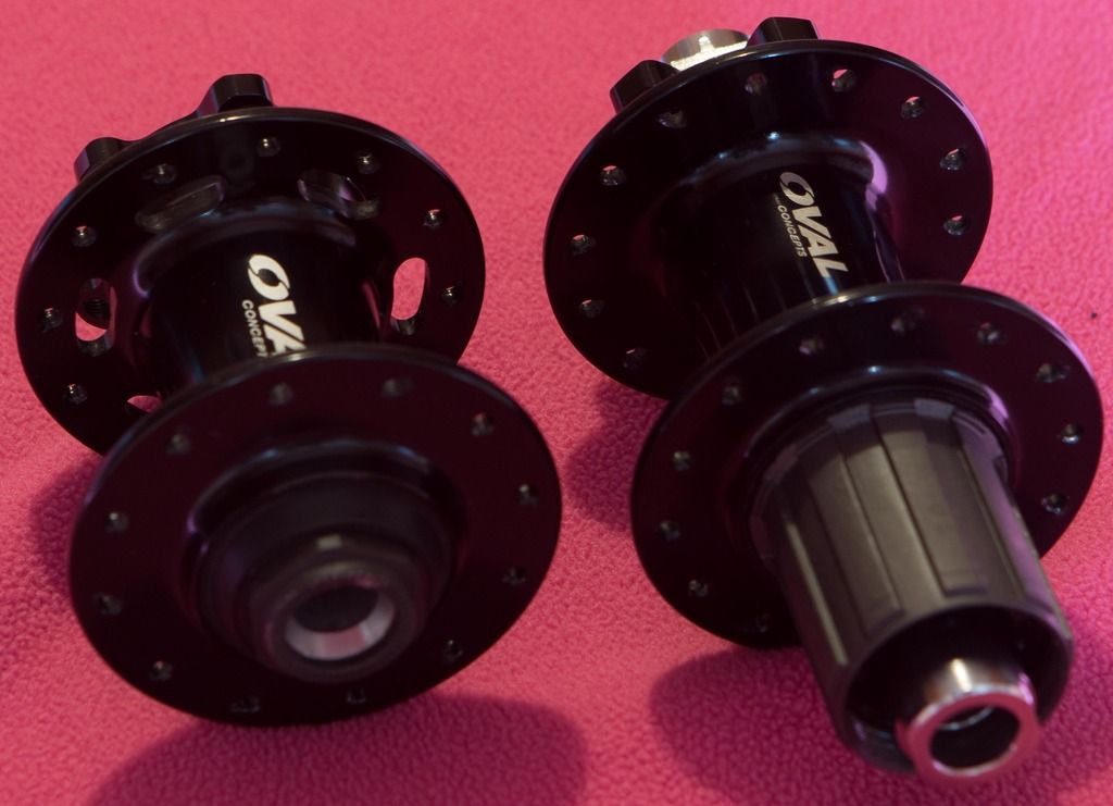 pair of oval concept disc road hubs 11 speed rear would also do mtb chat hubs