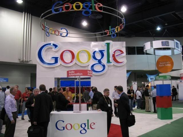 The new and improved Google booth.