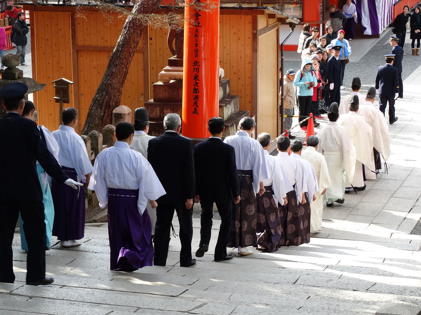 Priests at Fushima Inari Shrine photo 2013-12-23DSC00517_zps64161d60.jpg